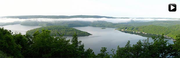 Rursee im Nebel